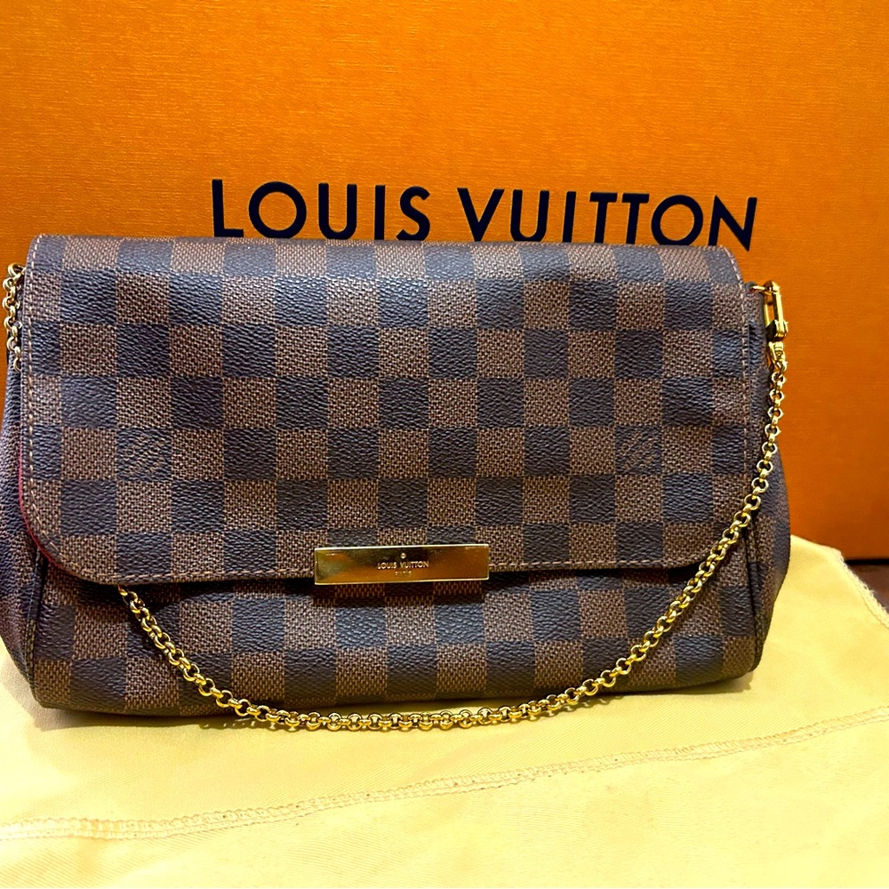 Louis Vuitton favorite Crossbody